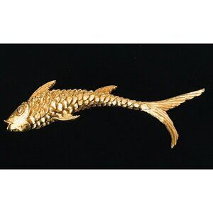 Vintage Signed MONET Gold Tone Koi Fish Brooch Pin Textured Detailed Stunning